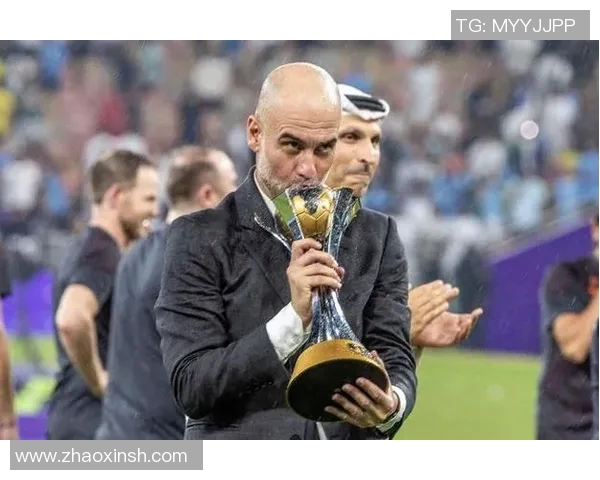 足球明星索拉夫的职业生涯与成就揭秘以及他对足球的影响